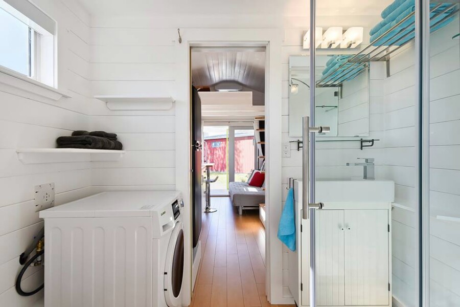 This 28 Feet Tiny House Will Amaze You With Its Clever Space Savvy