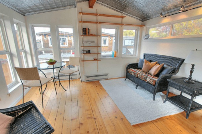 This Beautiful Tiny Houseboat From Seattle Will Amaze You