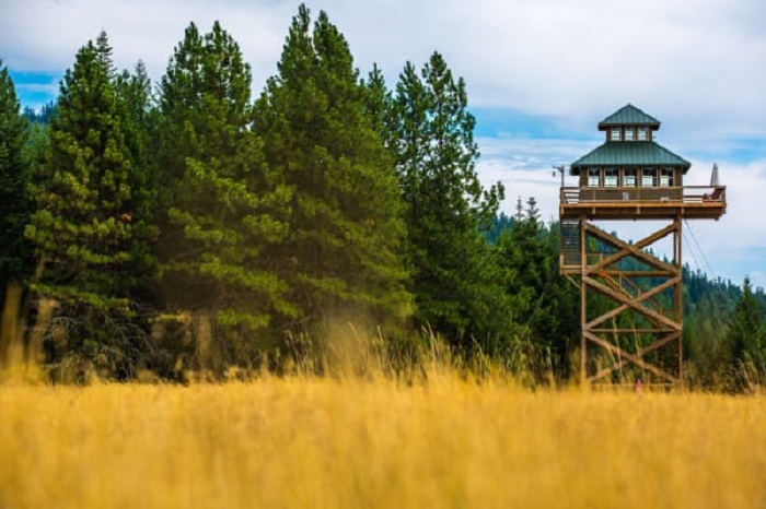 Fire Lookout Tiny House! You’ve Never Seen a Tiny House or a View Like This!