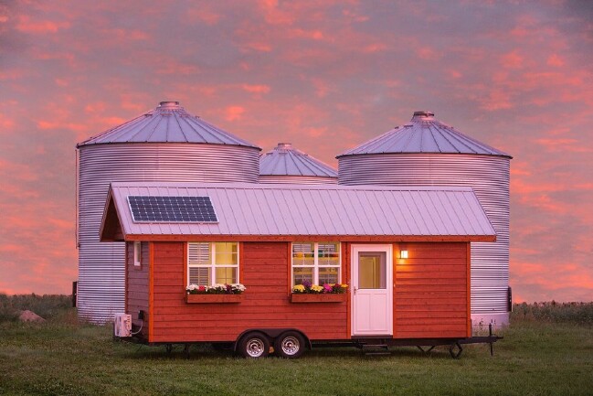 Tiny Farmhouse On Wheels Guaranteed To Stand Out Anywhere