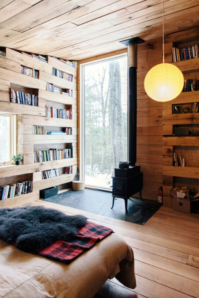 This Tiny Library Offers the Ultimate Escape from the Mundane