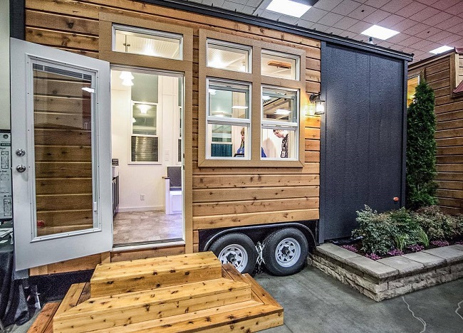 210 Square Feet Of Luxury by Tiny Pacific Houses, With Unbelievable Hidden Features! 