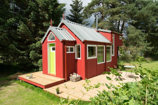 The Most Charming Tiny House in Scotland! You Have to See Inside Photos! {11 Photos}