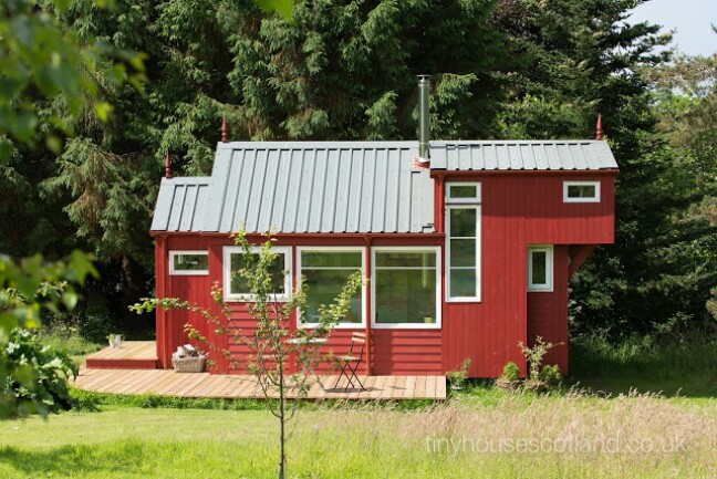 The Most Charming Tiny House in Scotland! You Have to See Inside Photos! {11 Photos}