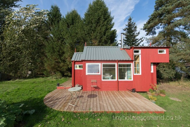 The Most Charming Tiny House in Scotland! You Have to See Inside Photos! {11 Photos}