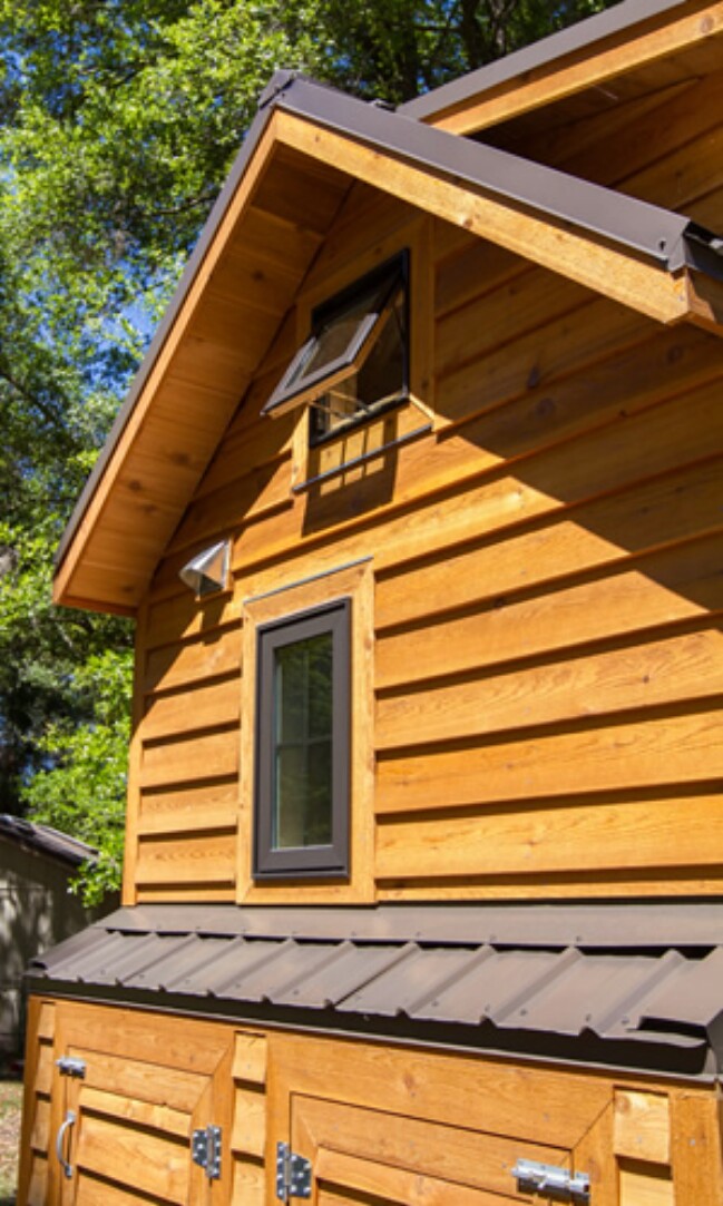 Tiny Living Tiny House