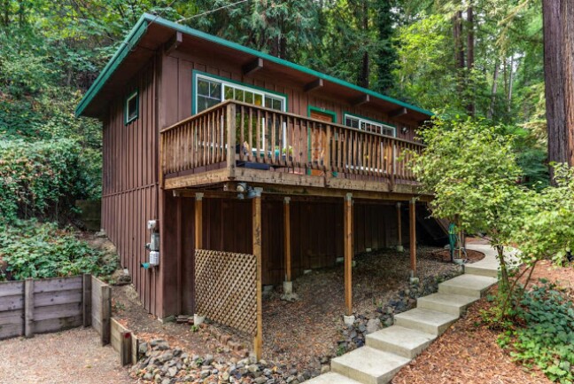 Cozy Rustic Tiny Cabin in San Lorenzo Valley will Take Your Breath Away
