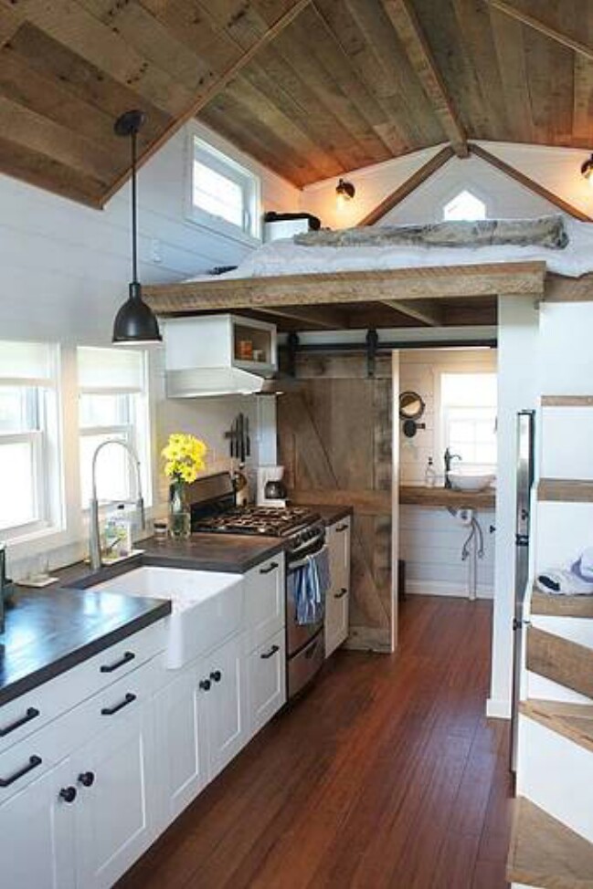 Live in a Modern Farmhouse That You Can Take on the Road! {12 Photos}