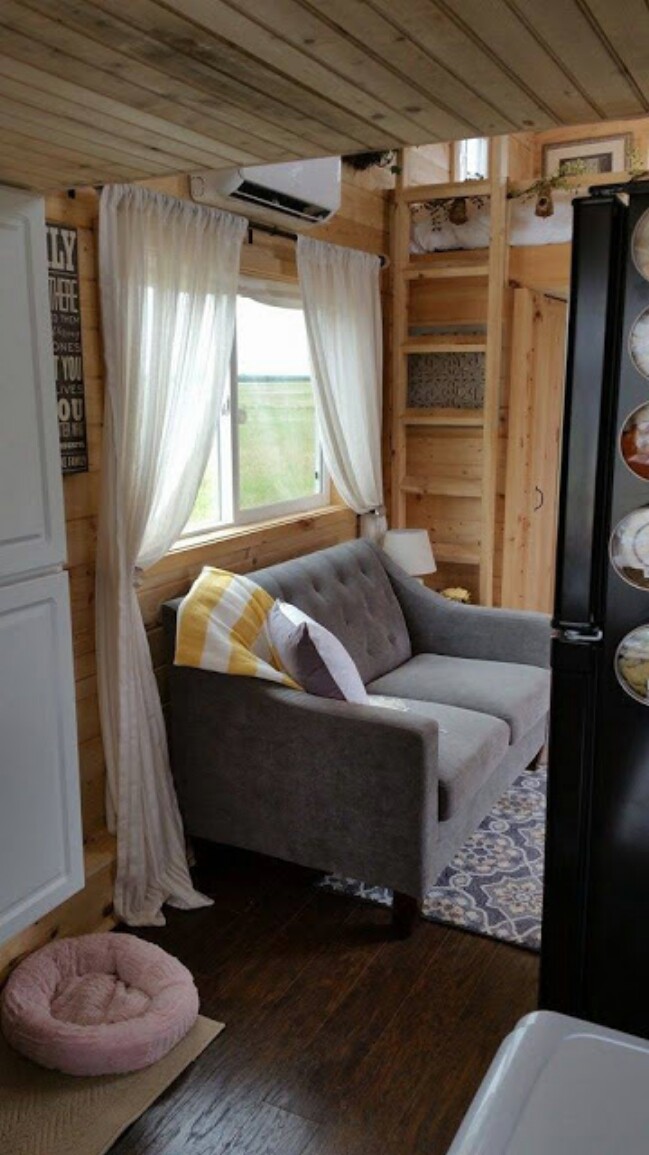 340 Square Foot Tiny House Built by Tennessee Tiny Homes {Tiny House Tour}