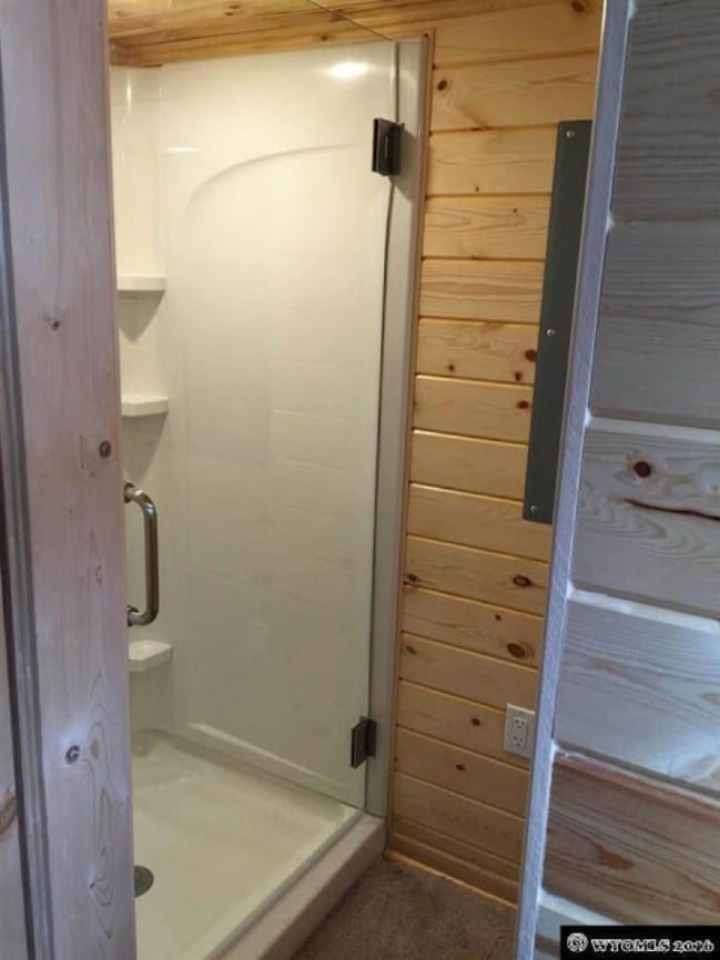 Wyoming Tiny House Full of Amenities Sells for $29,000
