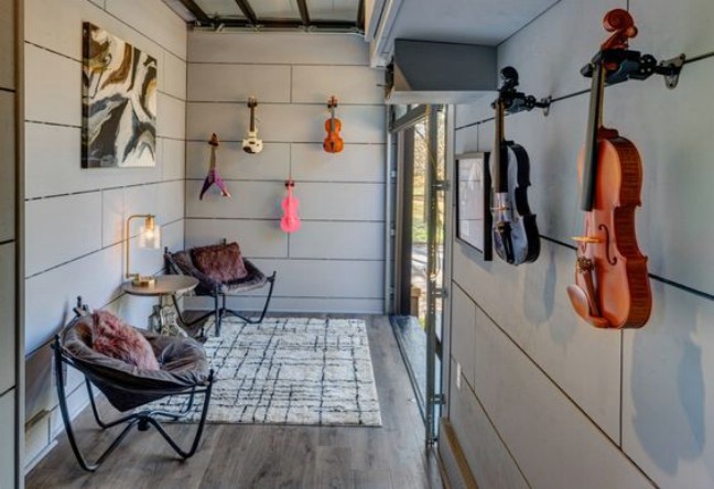 The Amplified Tiny House is a 400 Square Foot Cozy Paradise
