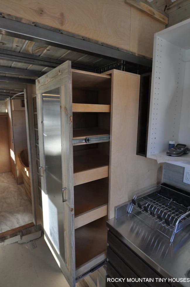 Tiny House Builders Save the Day on DIY Build