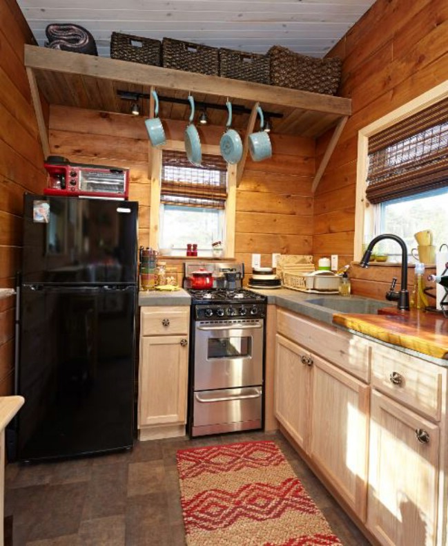 Nomad’s Nest by Wind River Tiny Homes