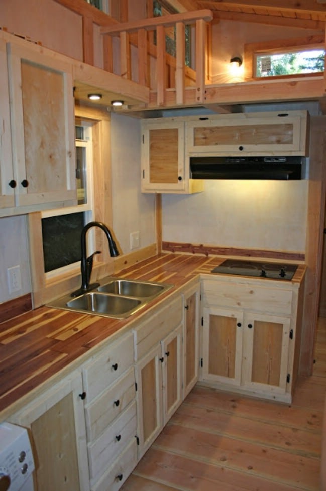 Adventure-Seekers Will love This Tiny House from Molecule Tiny Homes