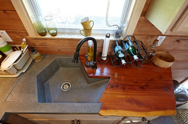 Nomad’s Nest by Wind River Tiny Homes