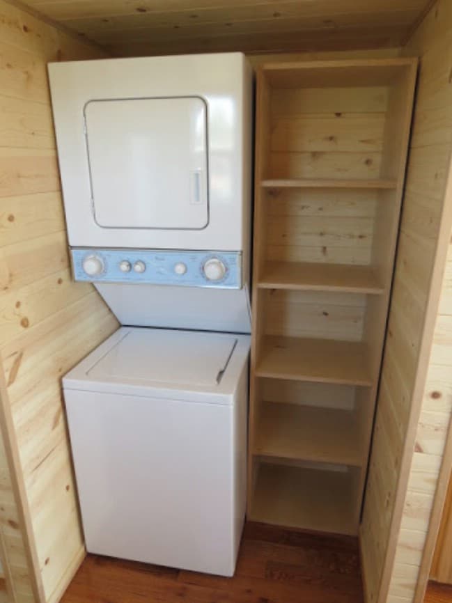Rich’s Portable Cabins Releases the 288 SF Ayn Model 
