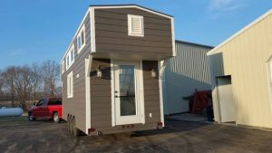 Adorable 344SF Tiny House for Sale in Mount Vernon, Illinois - Tiny Houses