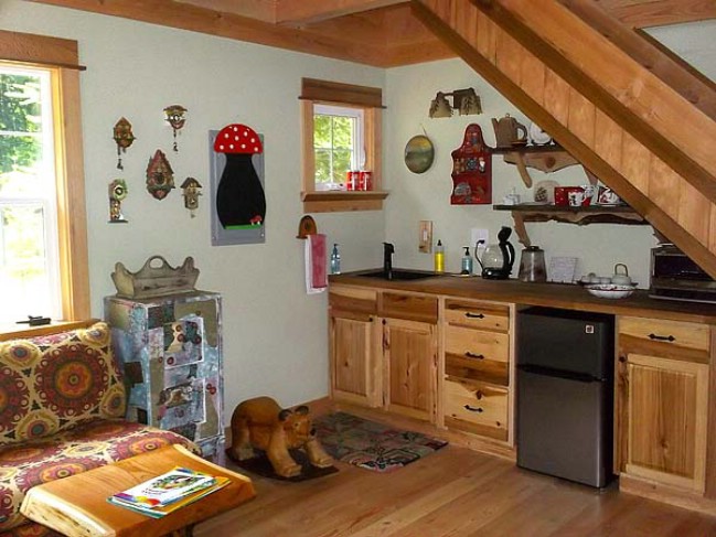 6-Year Old with Cancer Gets His Wish for Dream Tiny House
