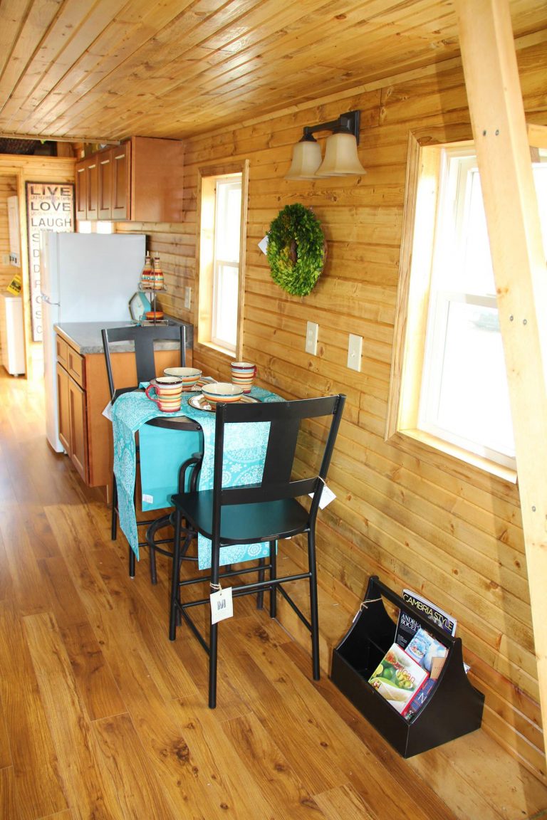 Frontier Community College Construction Technology Program Builds Tiny ...