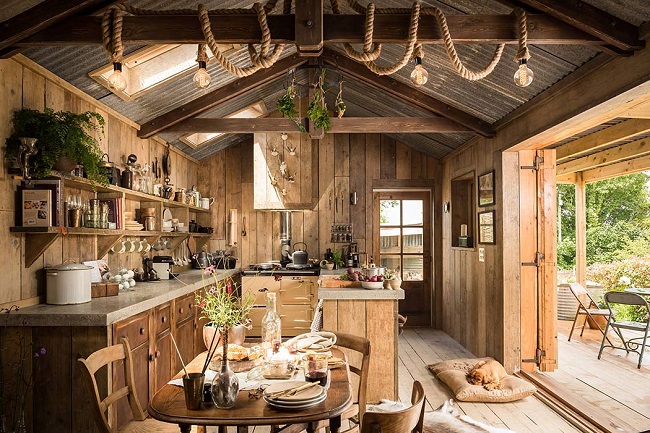Perfect Couple’s Retreat at the UK’s Rustic Firefly Tiny House