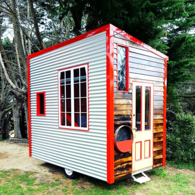 Lil Red Tiny House with Only 90 Square Feet