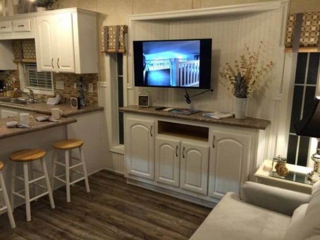 Gorgeous and Spacious Model from Athens Park Homes Feels Anything but Tiny!