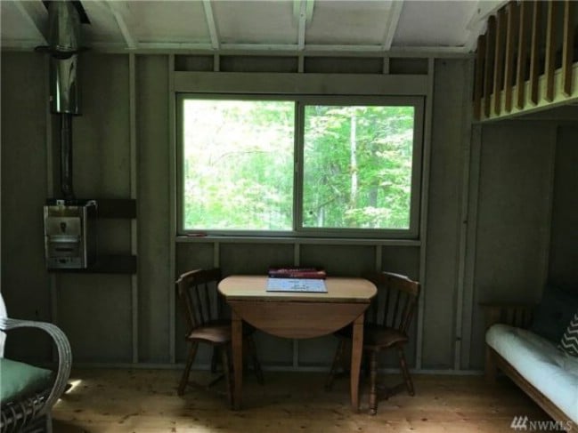 Beautifully Simplistic Tiny House High in the Trees on 1.3 Acres