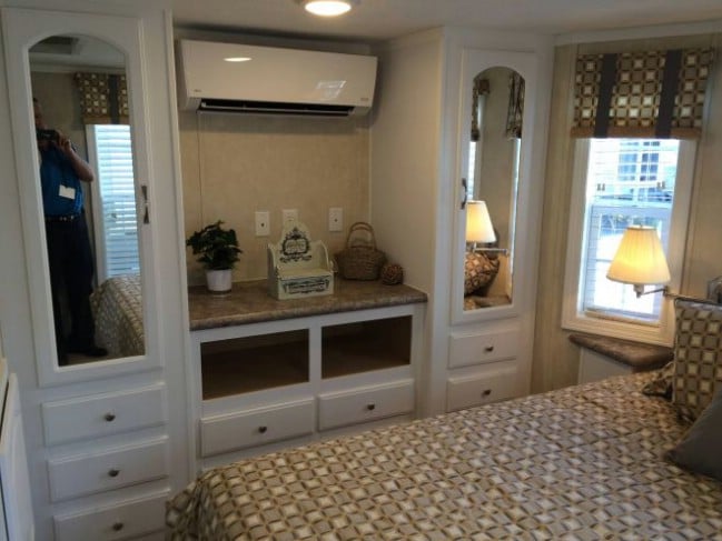 Gorgeous and Spacious Model from Athens Park Homes Feels Anything but Tiny!