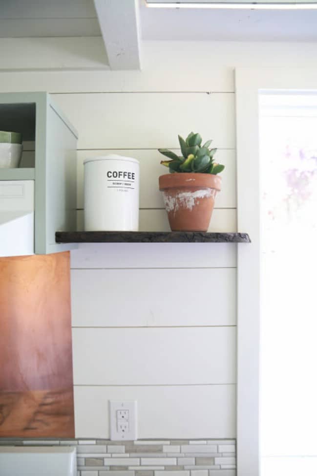 Handcrafted Movement Releases Stunning “Pacific Pioneer” Tiny House