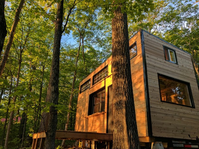 Rent the Auburn Tiny House from Cabinscape in Ontario