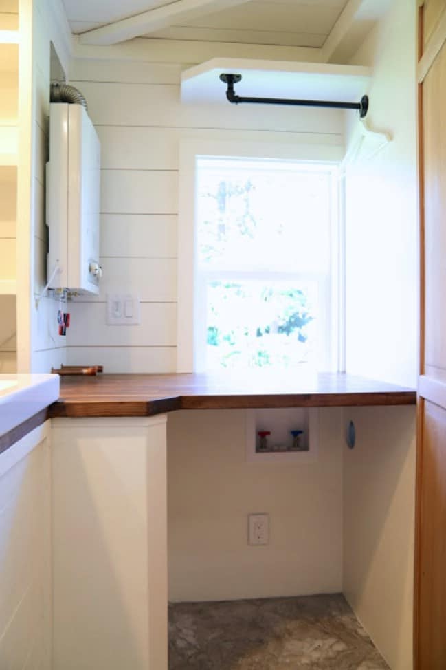 Handcrafted Movement Releases Stunning “Pacific Pioneer” Tiny House