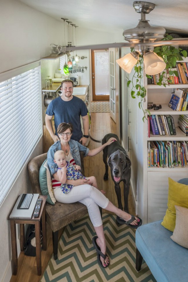 Single Woman Builds Tiny House and Finds Love and Freedom Along the Way