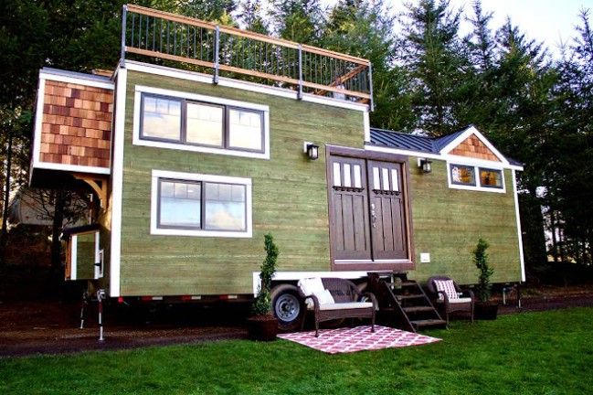 Immaculate 220 Square Foot Tiny Craftsman with Rooftop Deck by Tiny Heirlooms