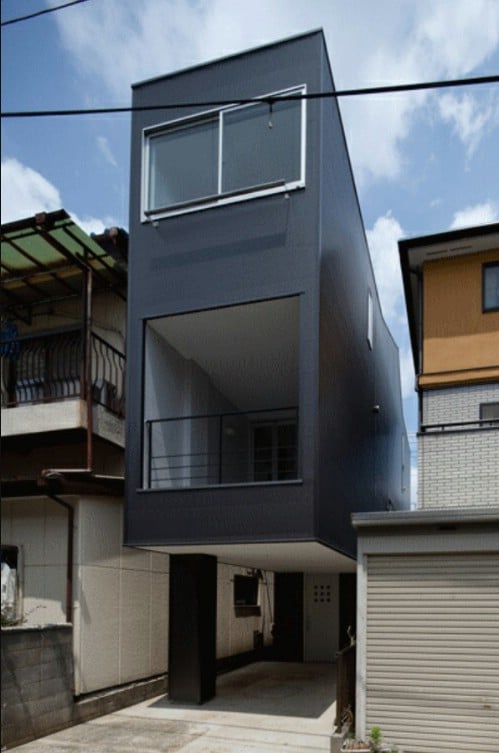 Vertical Home By Studio NOA