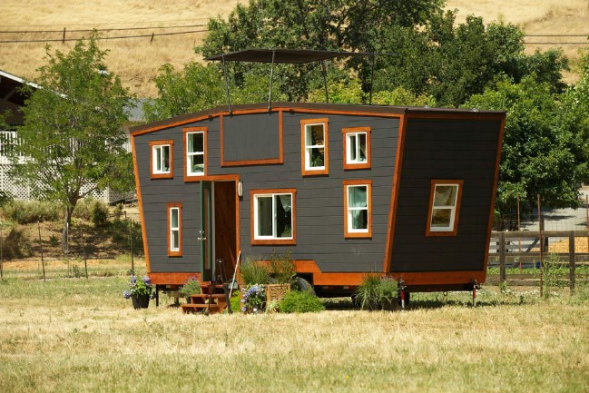 The 200 Square Foot Schooner Tiny House Designed by VIVA Collectiv