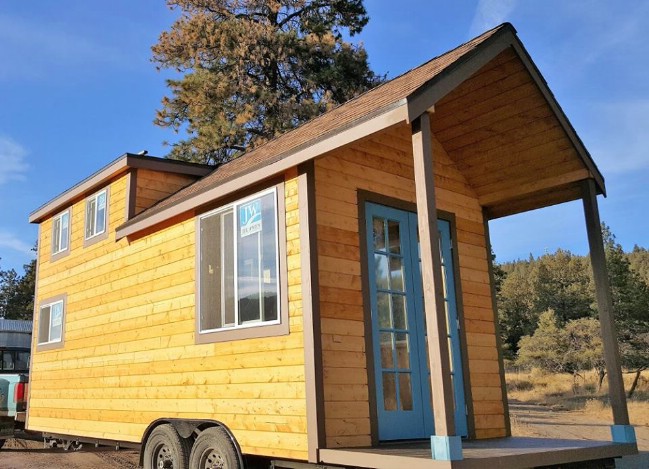 The Mountain Bungalow Is The Unique 230-Square-Foot Tiny House You’ve Been Dreaming Of