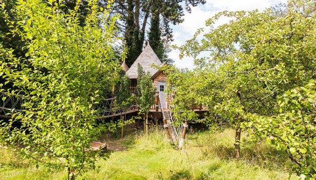 Faun’s Realm Treehouse is a Tiny Playhouse of Sheer Enchantment