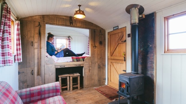 She Was Dreaming of a Tiny Shepherd’s Hut, So She Built It Herself