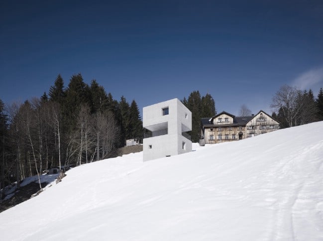 The Mountain Cabin Is a Complement to Its Environment