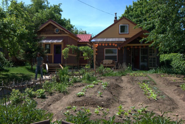 These Two Quaint Garden Cottages Are a Clever Answer to Portland’s Zoning Rules