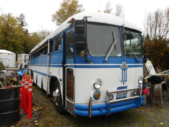 This 1980 Crown Motorhome Will Make You Want to Live in a Bus
