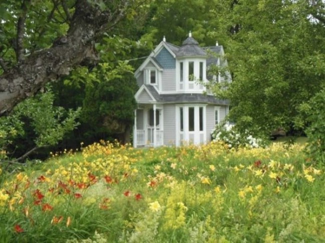 Someone is Lucky Enough to Call This Tiny Victorian House Their Home