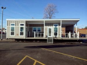 The Flat Head Lodge is the Spacious Tiny House Retreat - Tiny Houses
