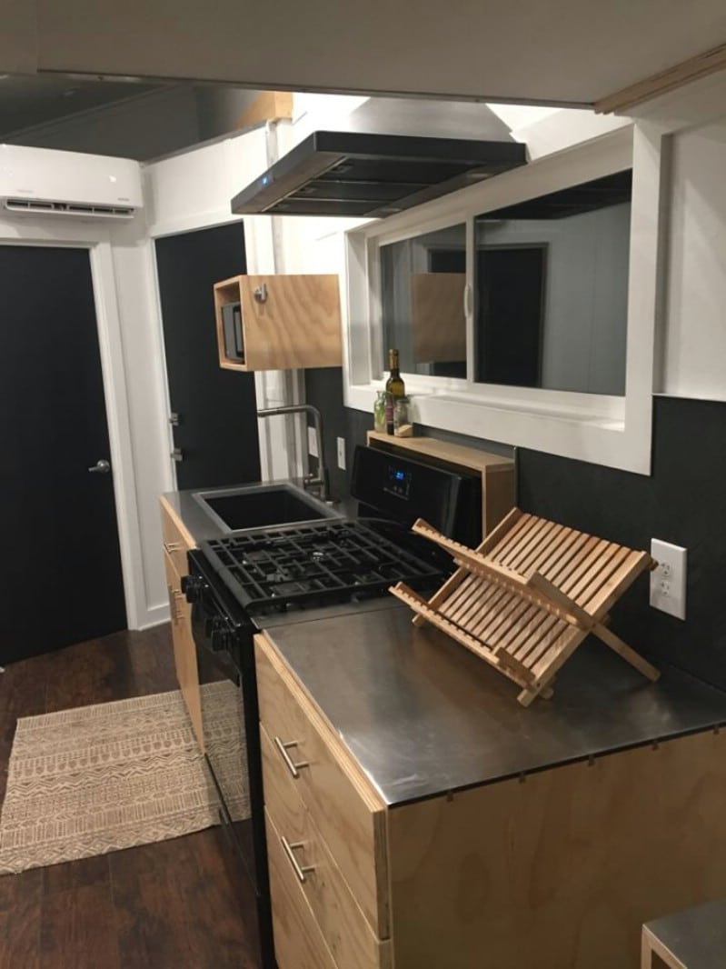 This 24’ Move-In Ready Tiny House Is Waiting for Its Next Owner