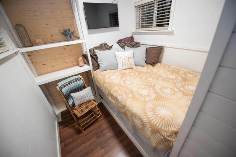 Lovely Tiny House in Vancouver, WA on Sale for Just $28,000