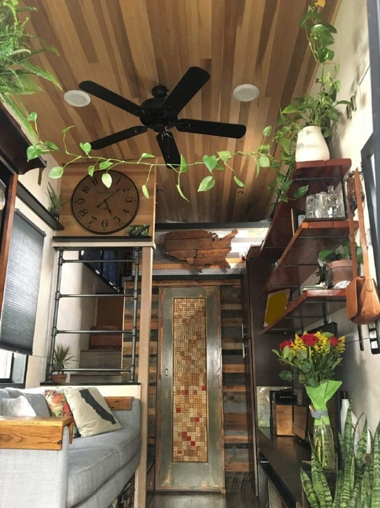 This Beautiful Tiny House on Wheels in Chula Vista Is Ready to Move ...