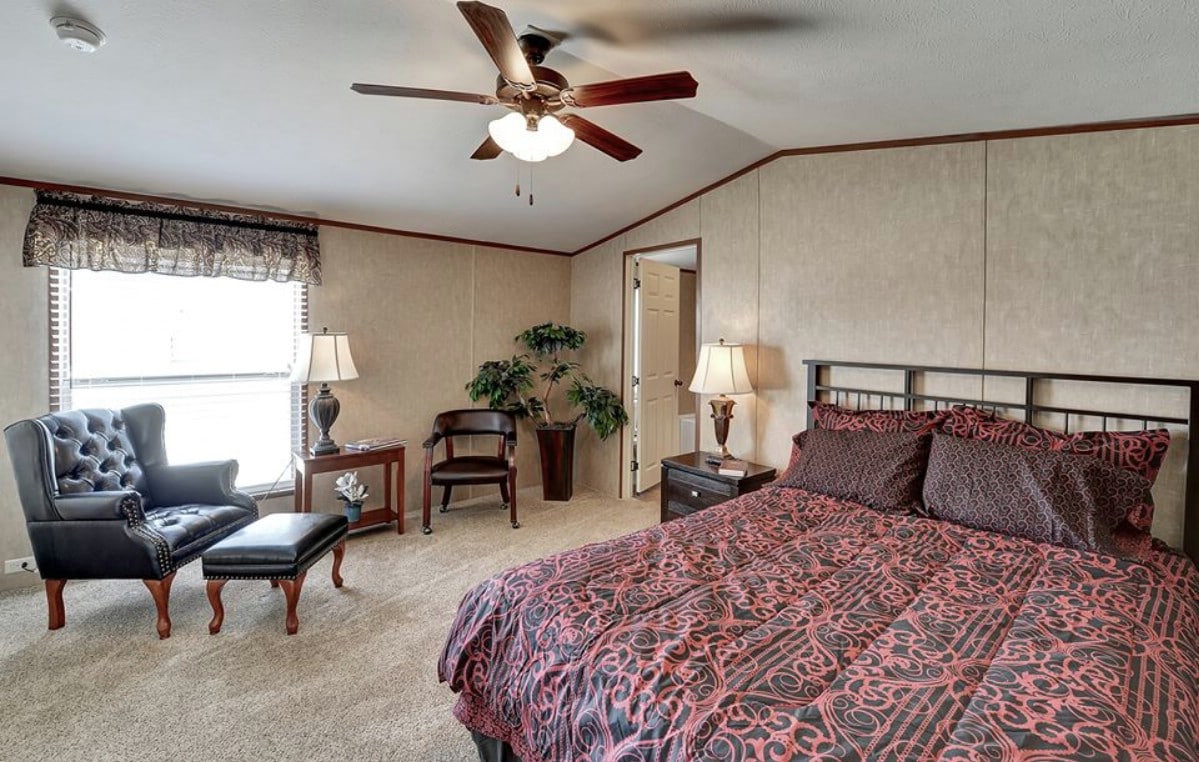 Master bedroom with ceiling fan