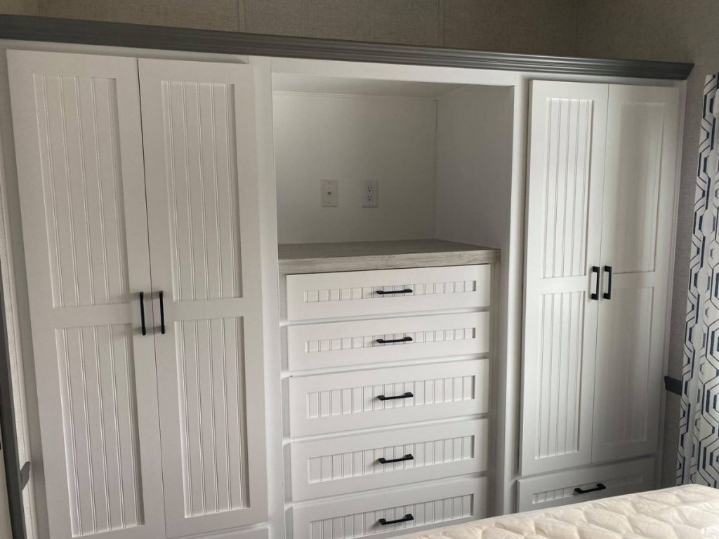 Closets and dresser built-in
