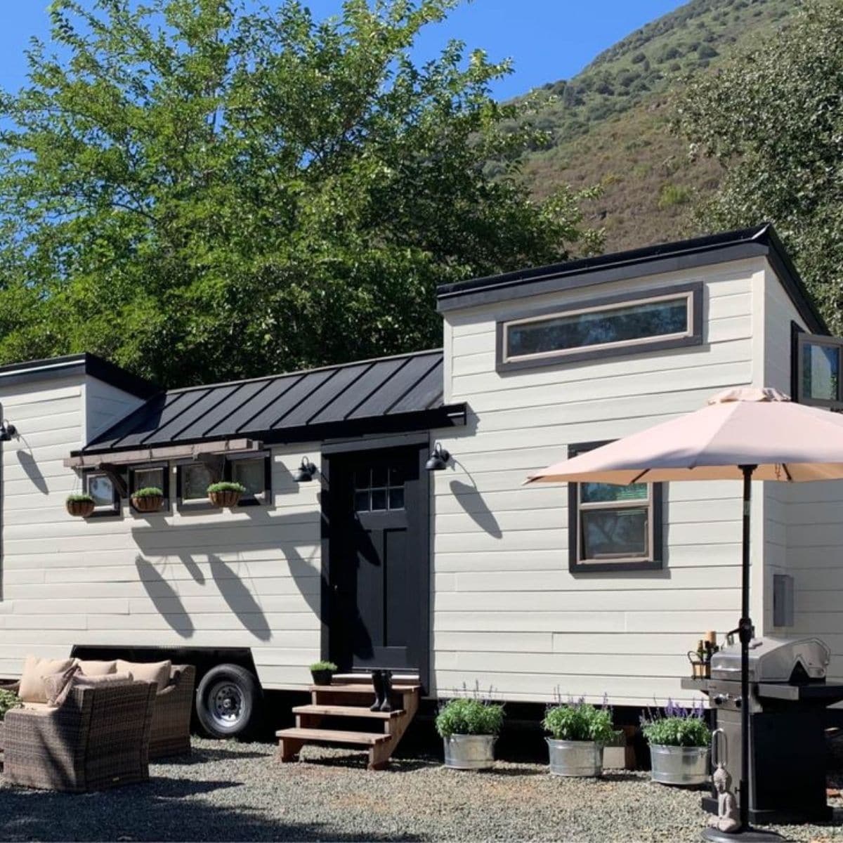 Breathtaking 36' Modern Northern California Tiny Home Could Be Yours