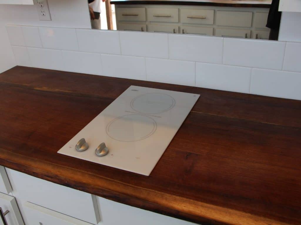 Cooktop inset in tiny house kitchen
